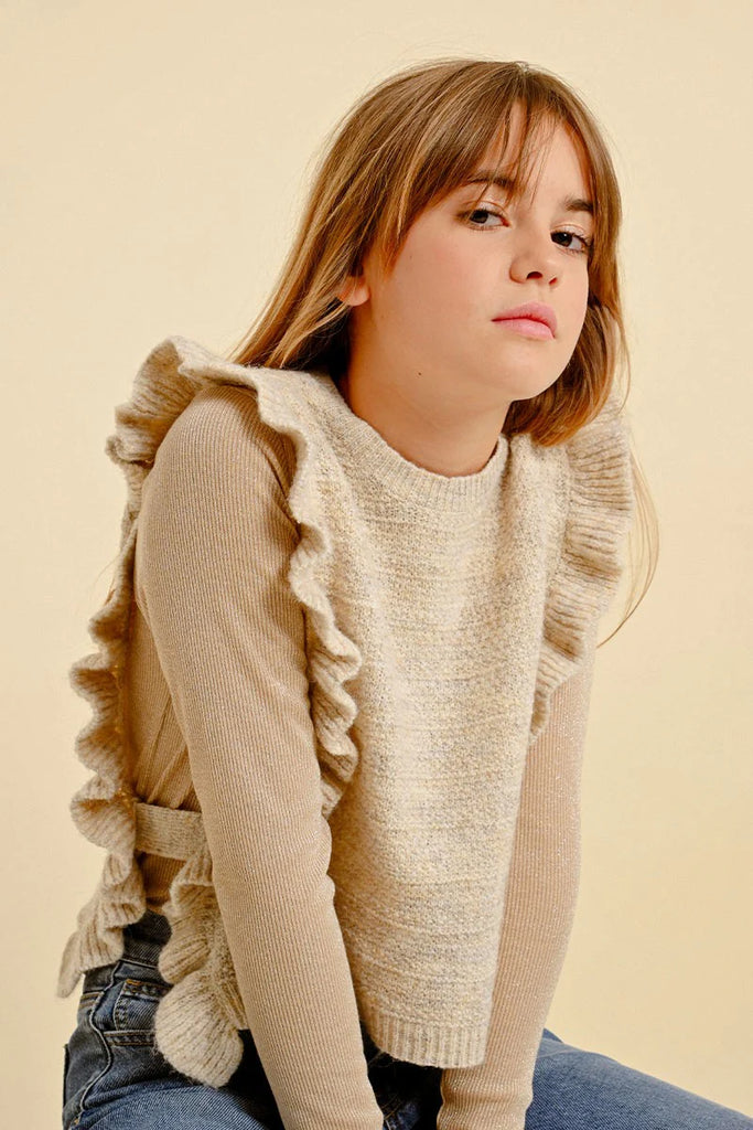 IVORY SLEEVELESS SWEATER WITH RUFFLED BAND