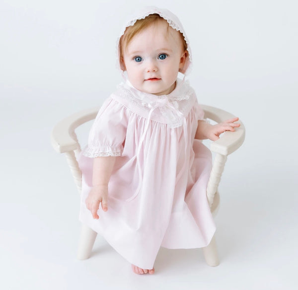 Vintage Scalloped Lace Collar Dress